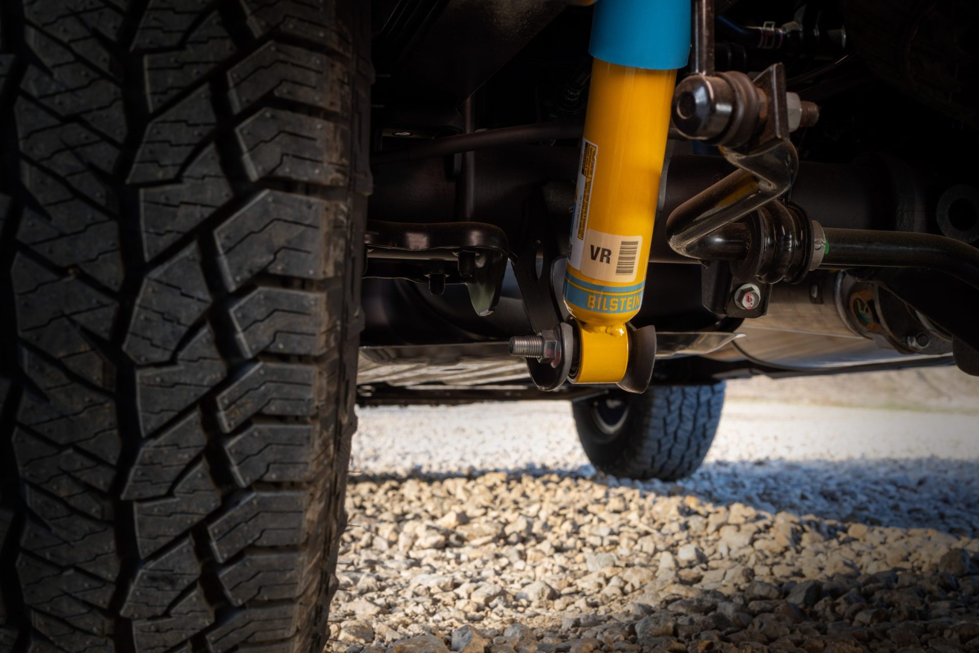 Vue de l'amortisseur du Nissan Frontier PRO-4X