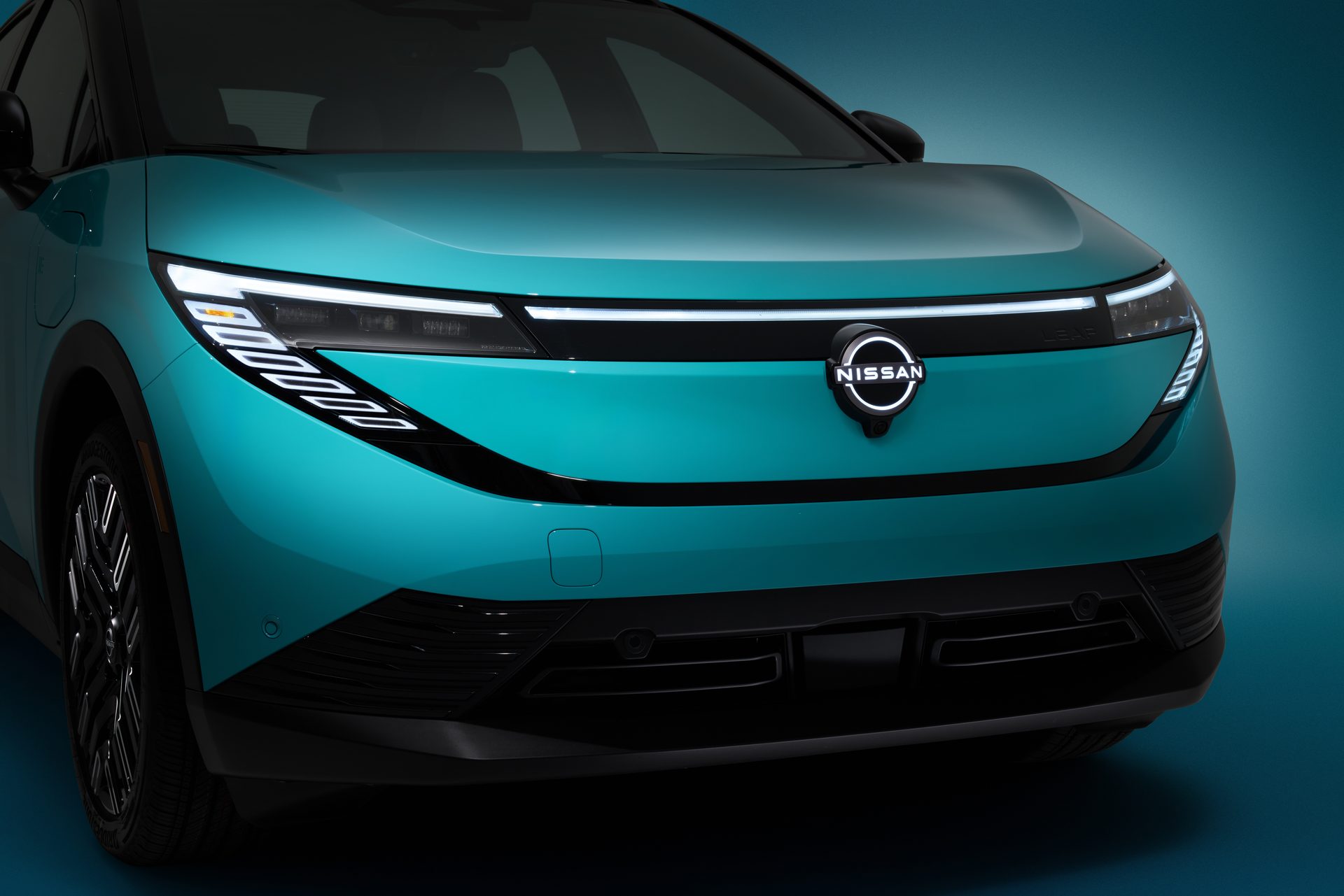 250308 All new Nissan LEAF Studio Pictures